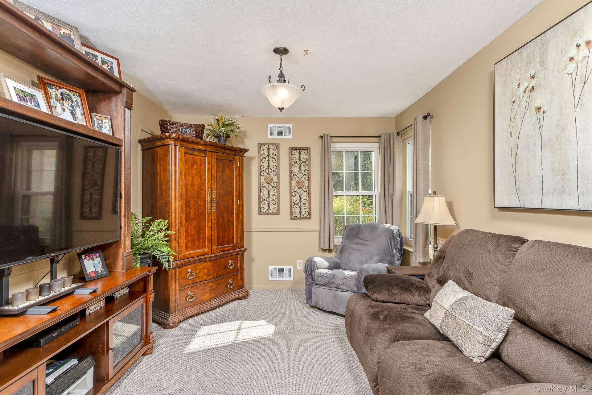 15 Cloister Lane