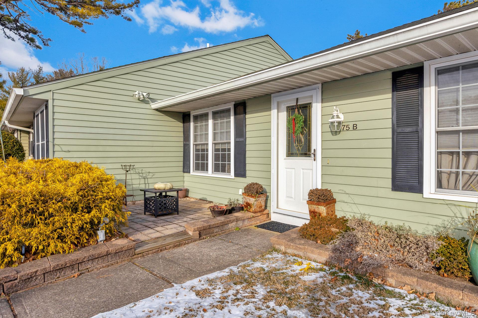 475 Darwen Drive Unit: B