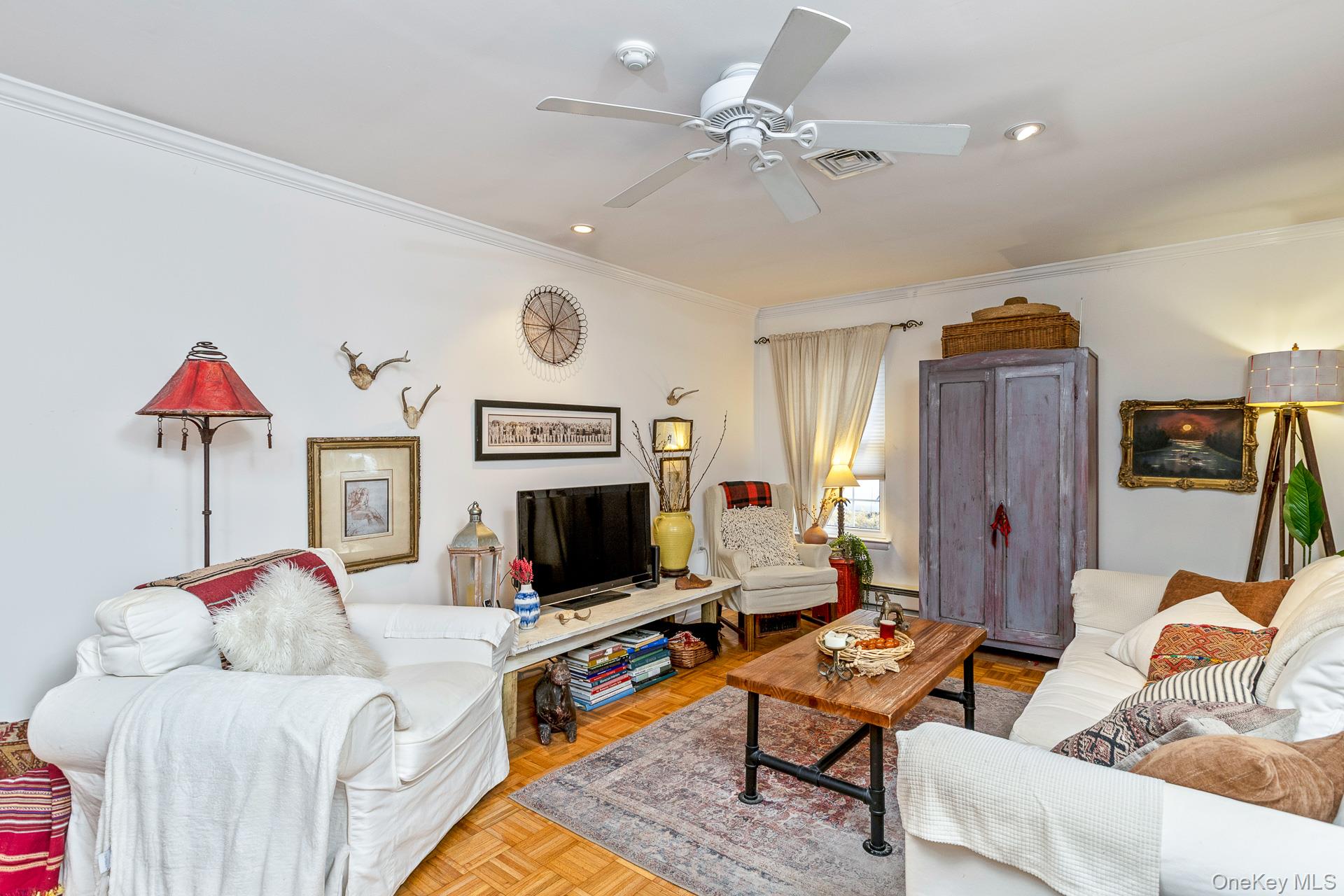 475 Darwen Drive Unit: B