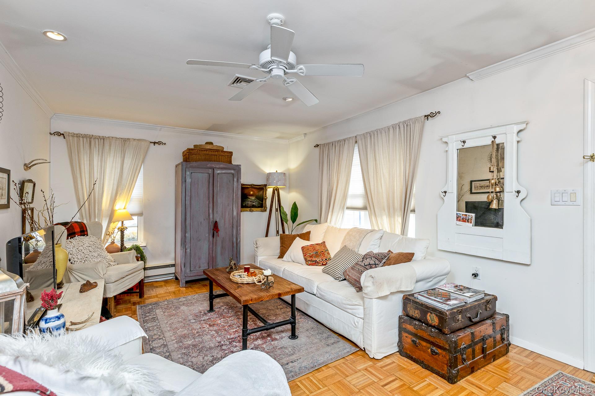 475 Darwen Drive Unit: B