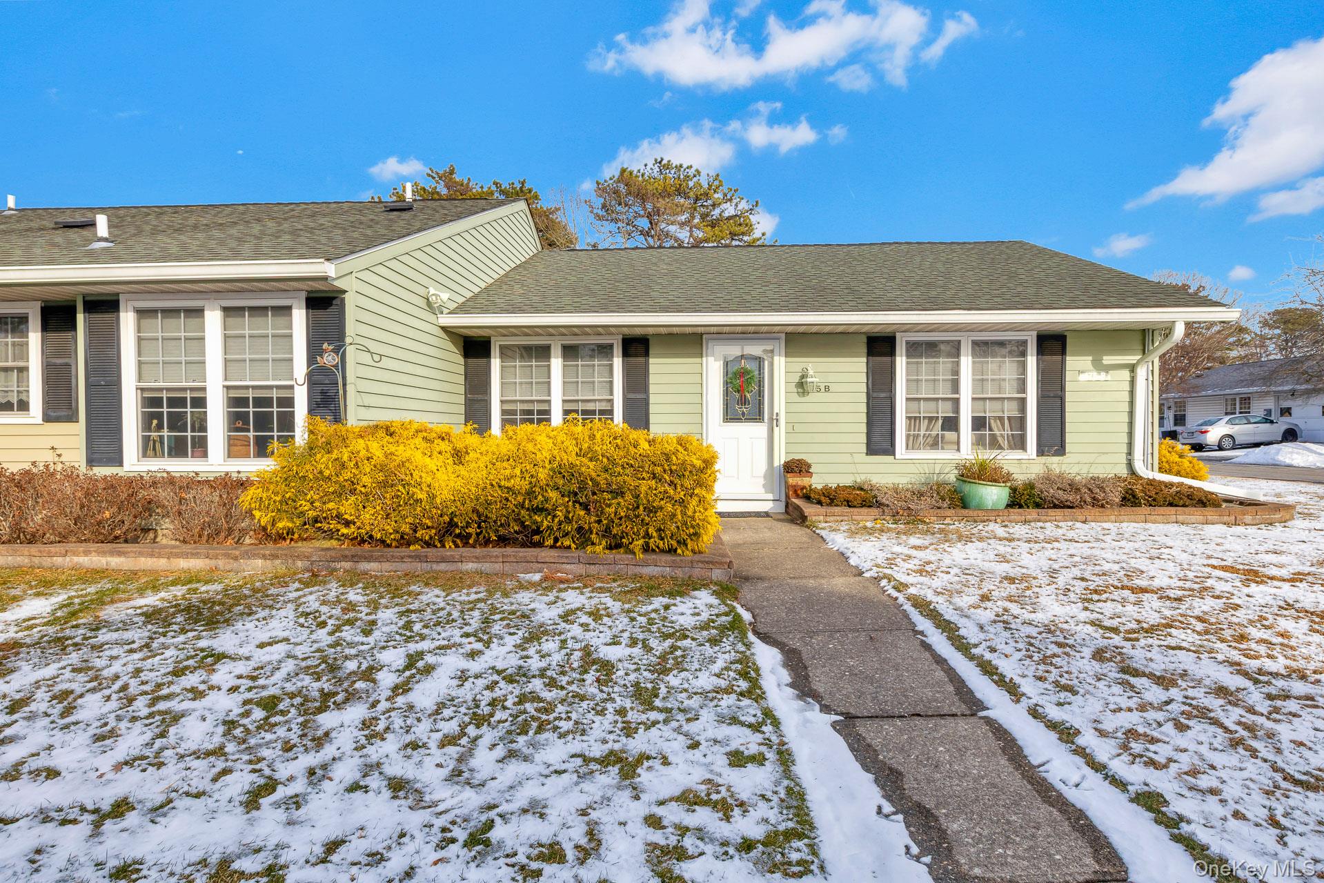 475 Darwen Drive Unit: B