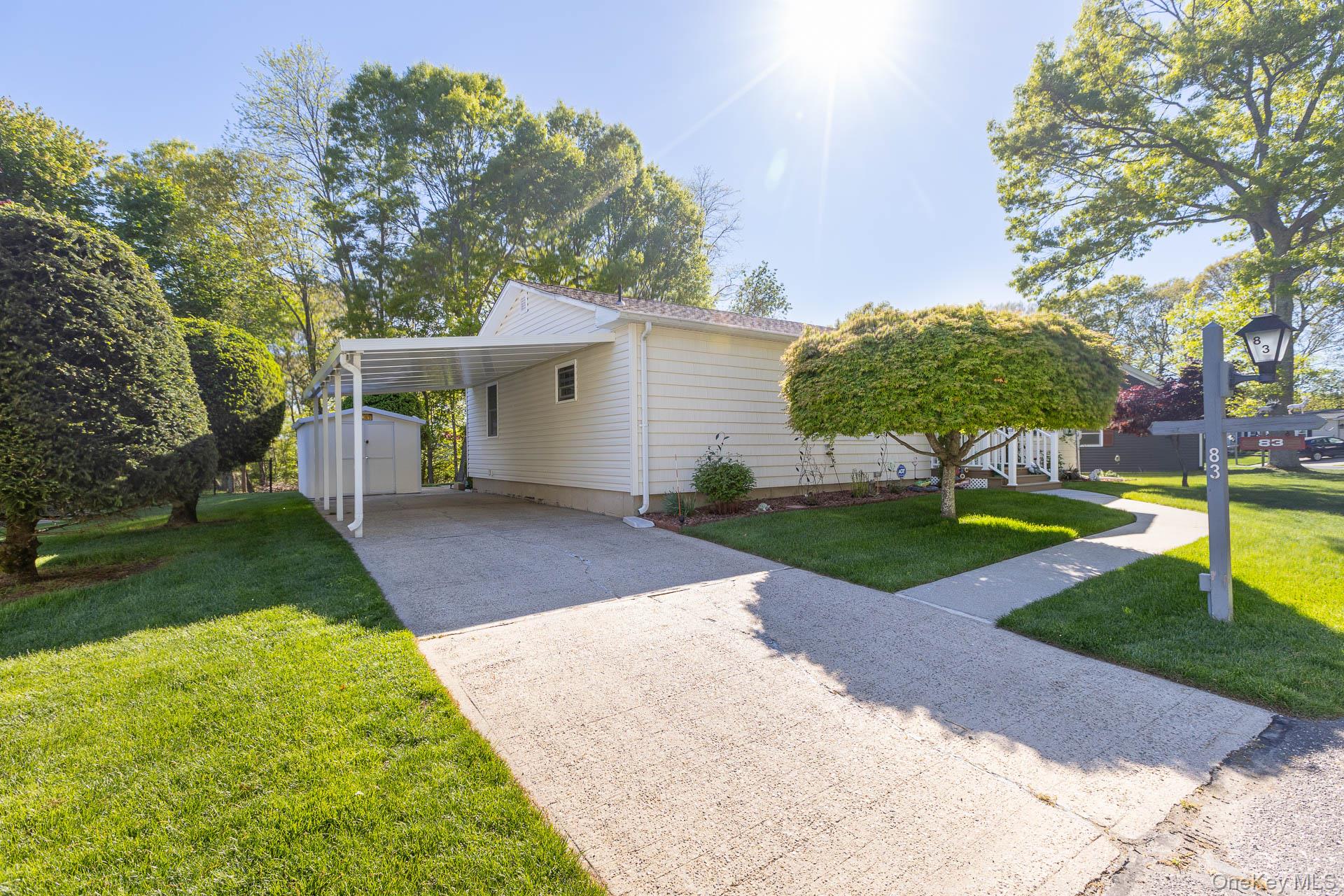 1407 Middle Road Unit: 83