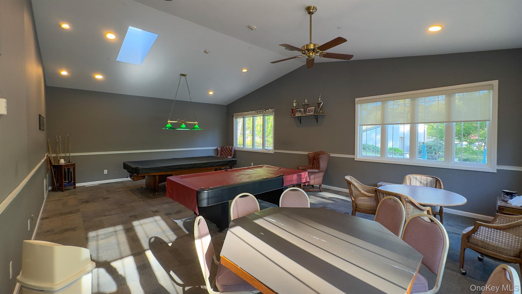 1407 Middle Road Unit: 83