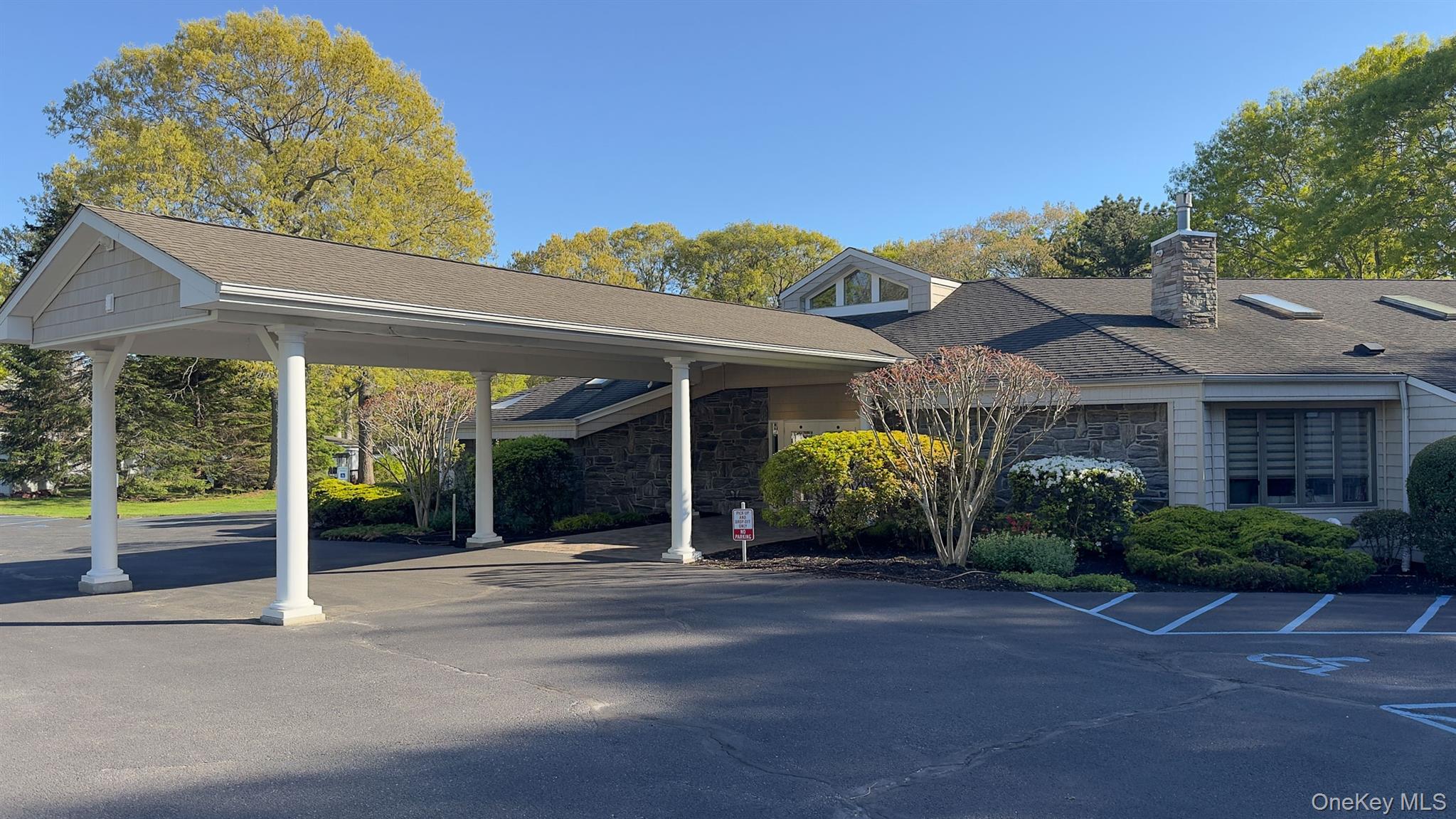 1407 Middle Road Unit: 83