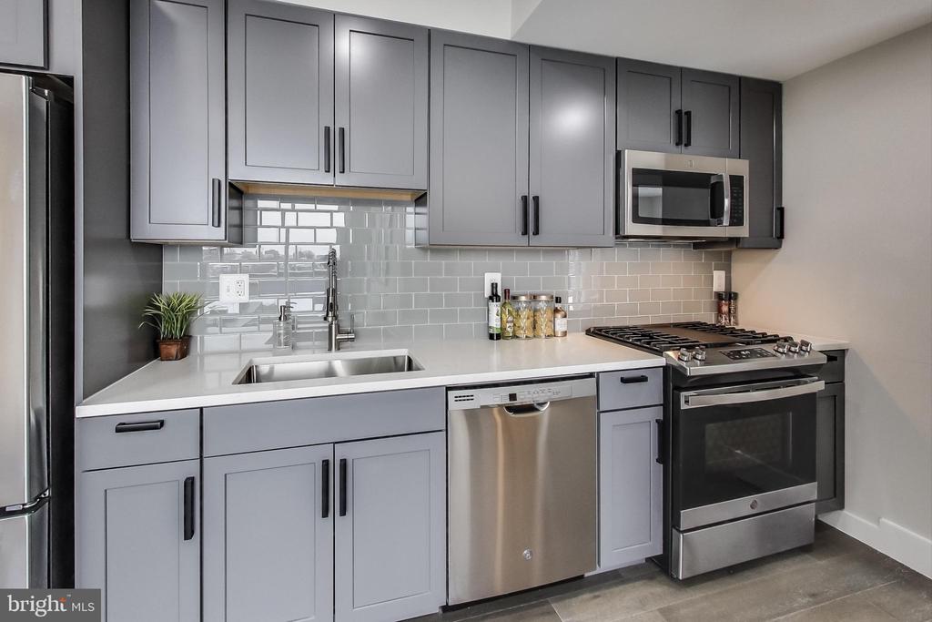 1028 BLADENSBURG ROAD NE Unit: 54