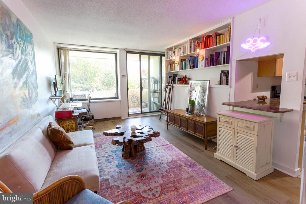429 N ST SW Unit: S-201