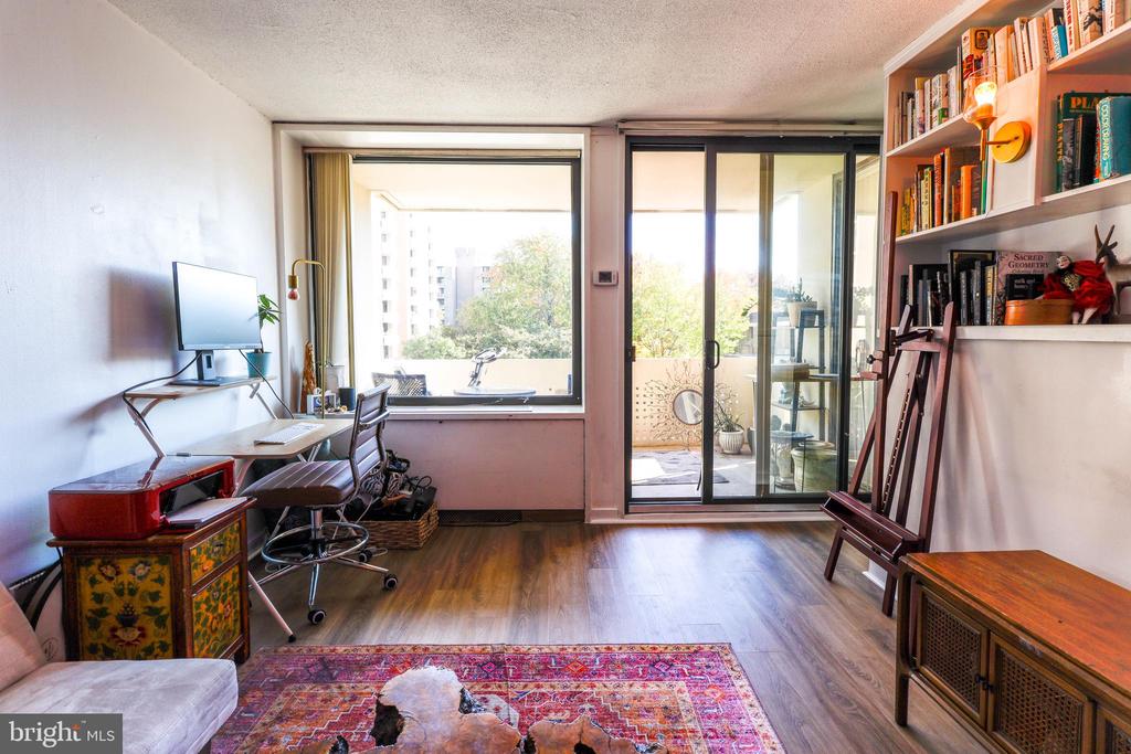 429 N ST SW Unit: S-201