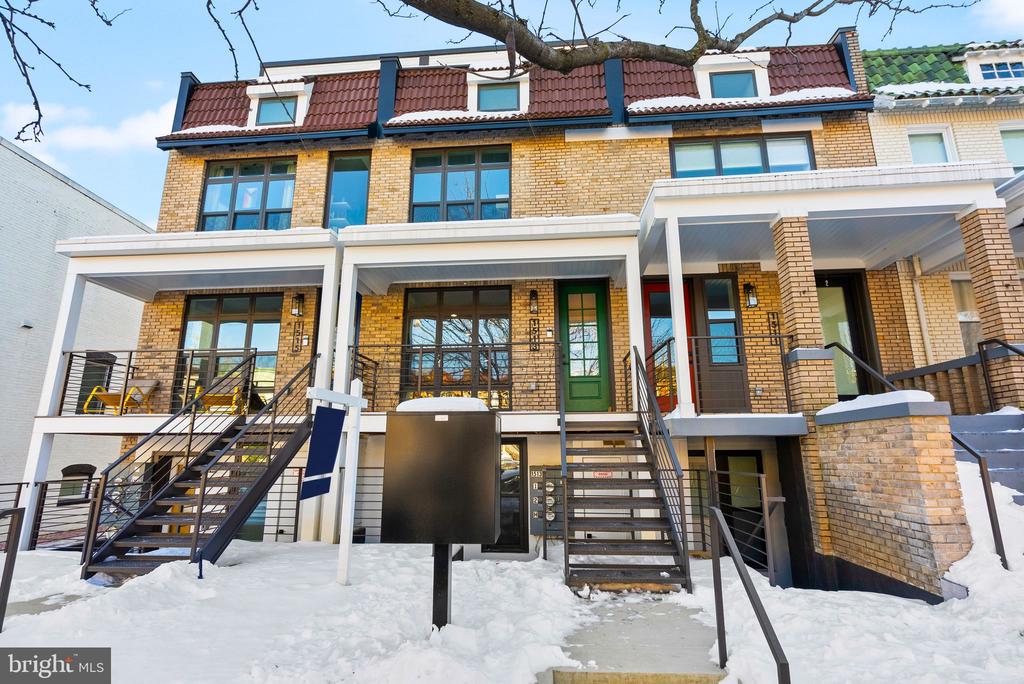 1513 A STREET NE Unit: 1