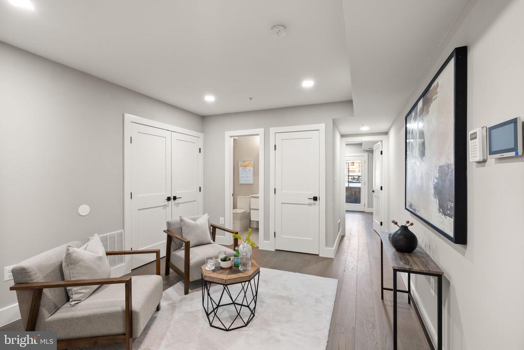 1513 A STREET NE Unit: 1