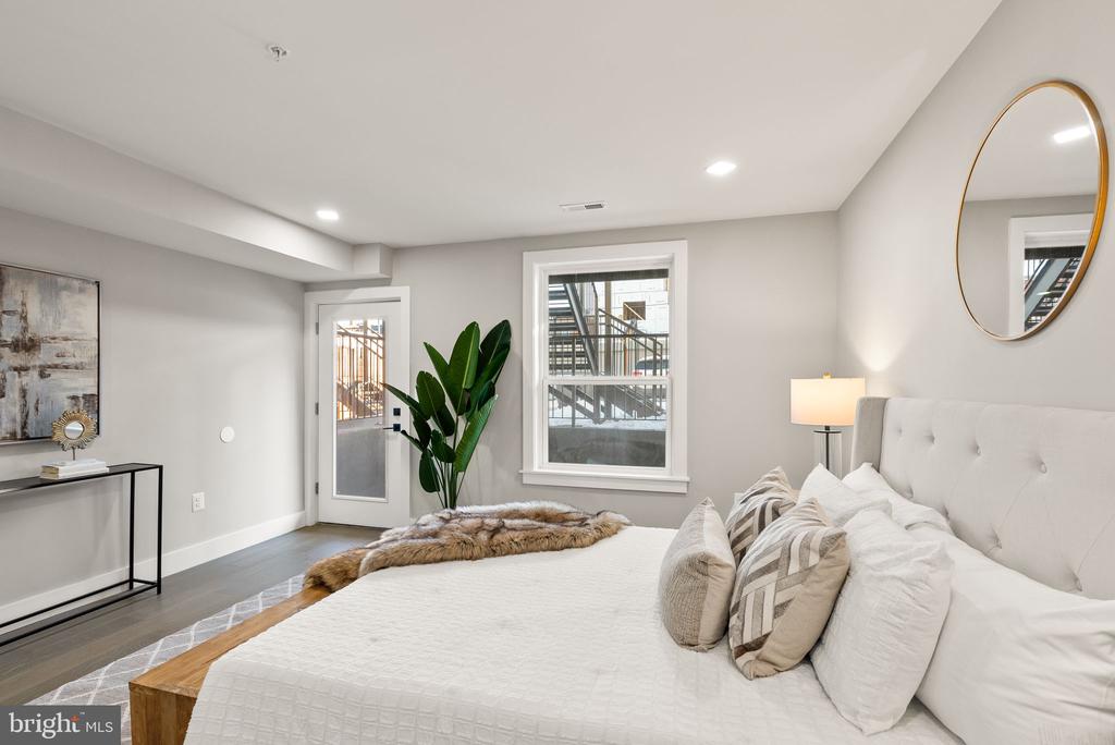 1513 A STREET NE Unit: 1