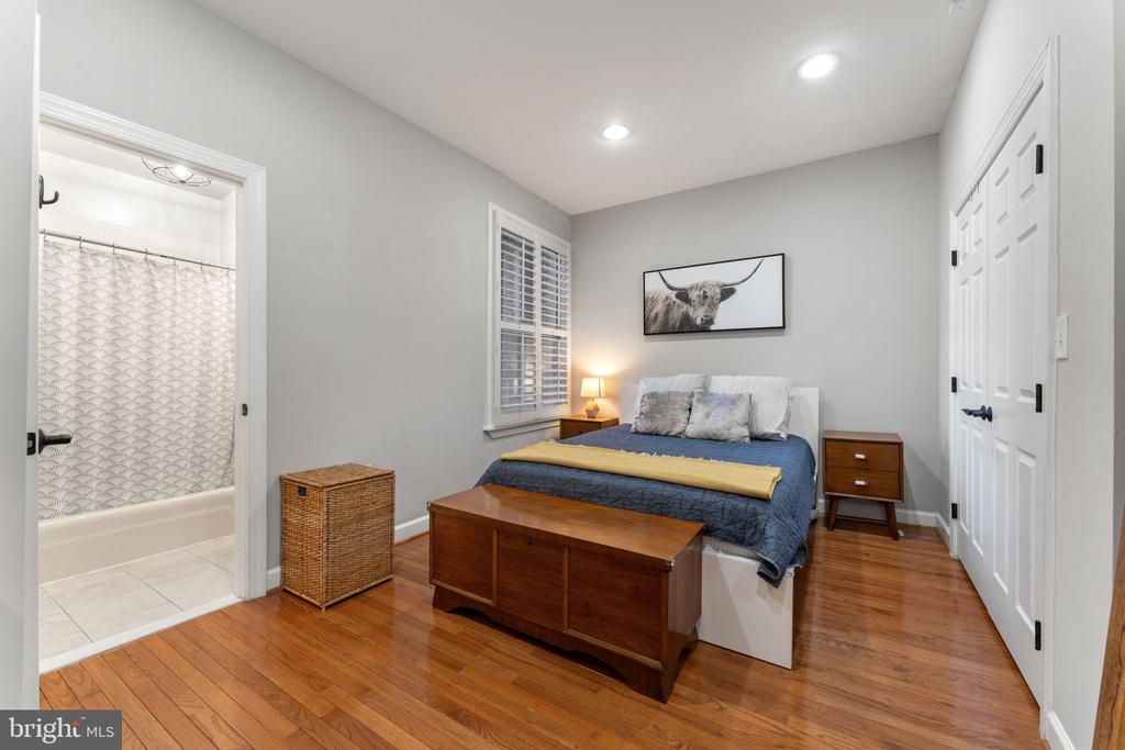 1523 PARK ROAD NW Unit: 102