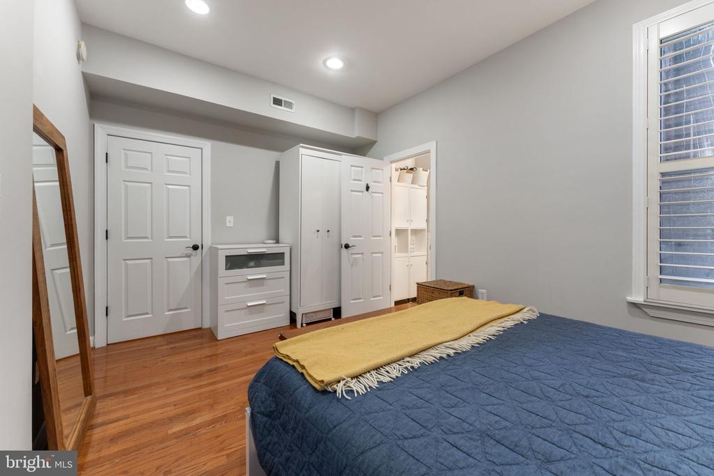 1523 PARK ROAD NW Unit: 102