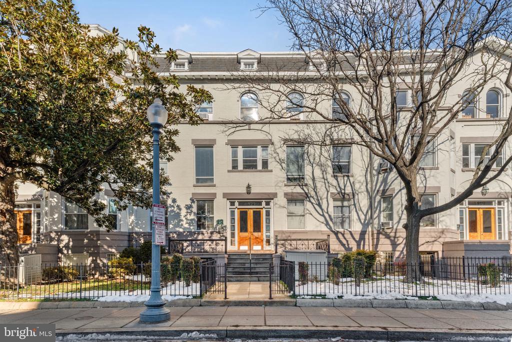 1523 PARK ROAD NW Unit: 102