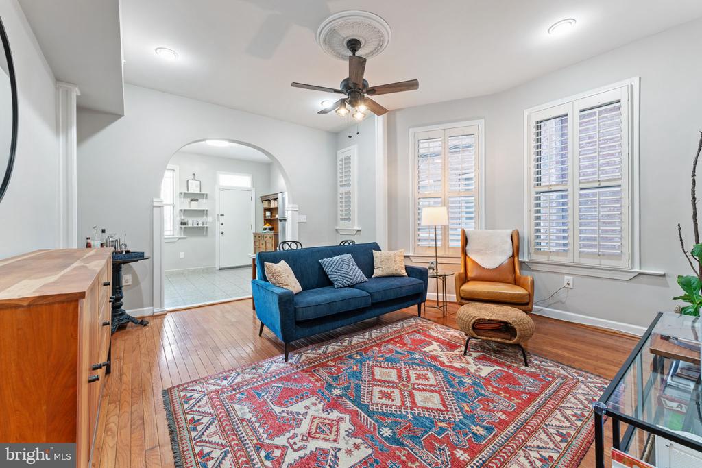 1523 PARK ROAD NW Unit: 102
