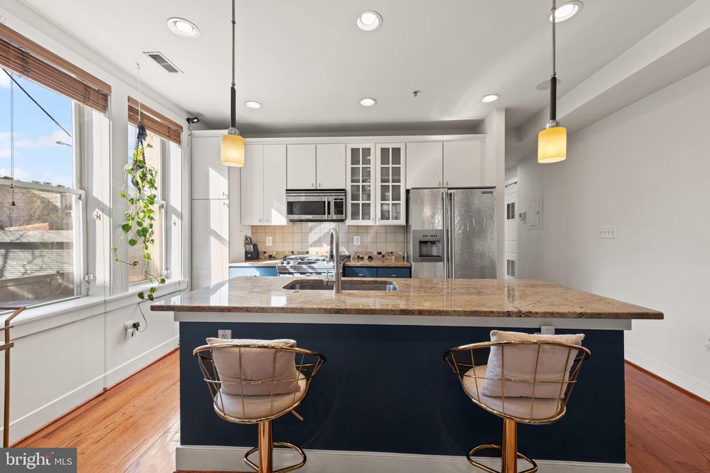 1718 1ST STREET NW Unit: 3