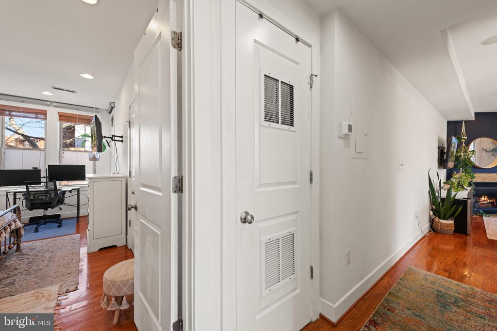 1718 1ST STREET NW Unit: 3