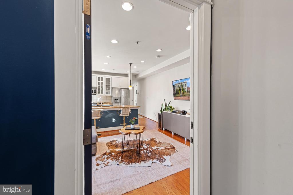 1718 1ST STREET NW Unit: 3