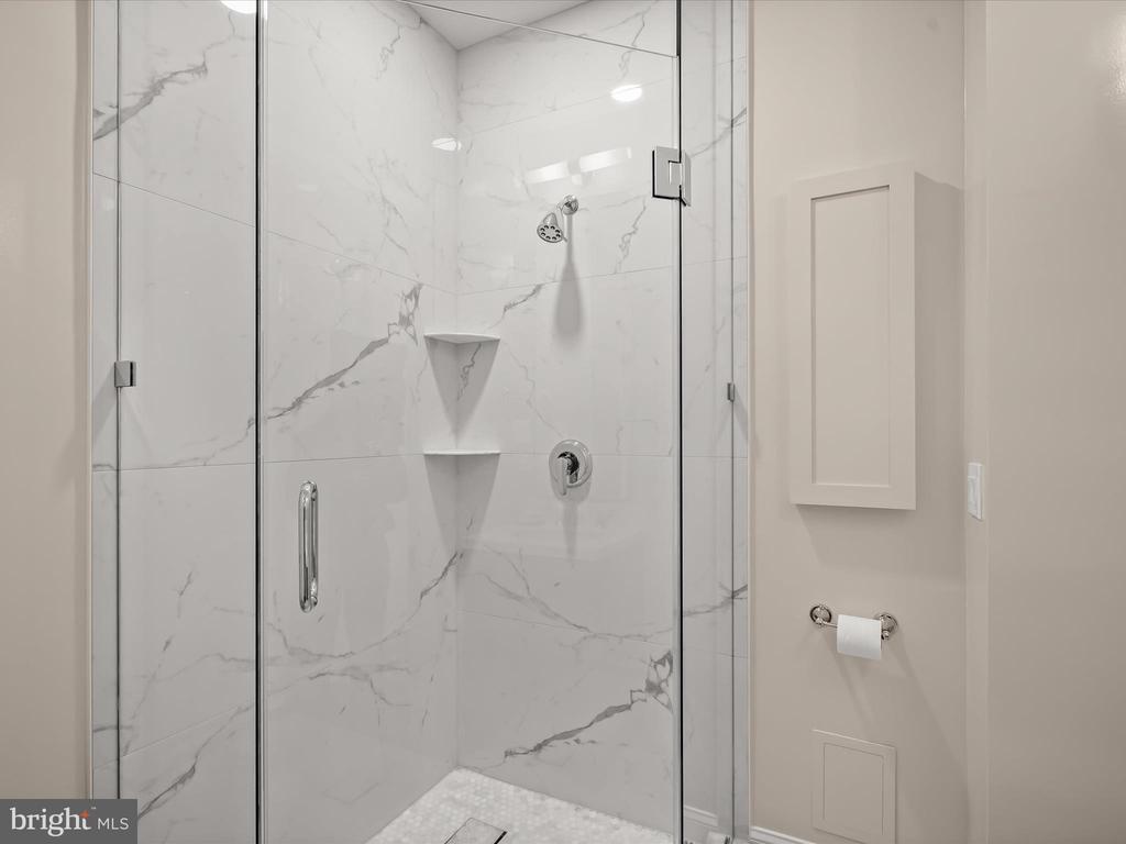 2220 20TH STREET NW Unit: 46