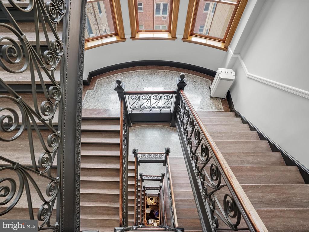 2220 20TH STREET NW Unit: 46