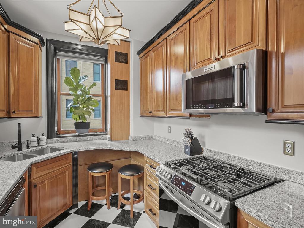 2220 20TH STREET NW Unit: 46