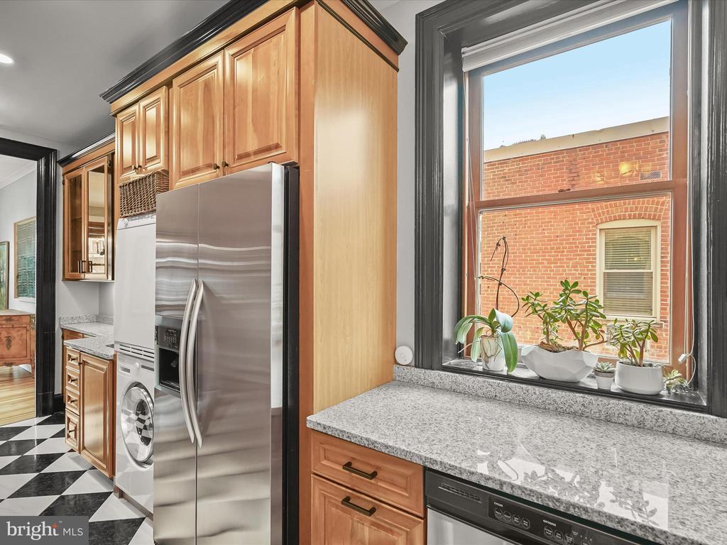 2220 20TH STREET NW Unit: 46