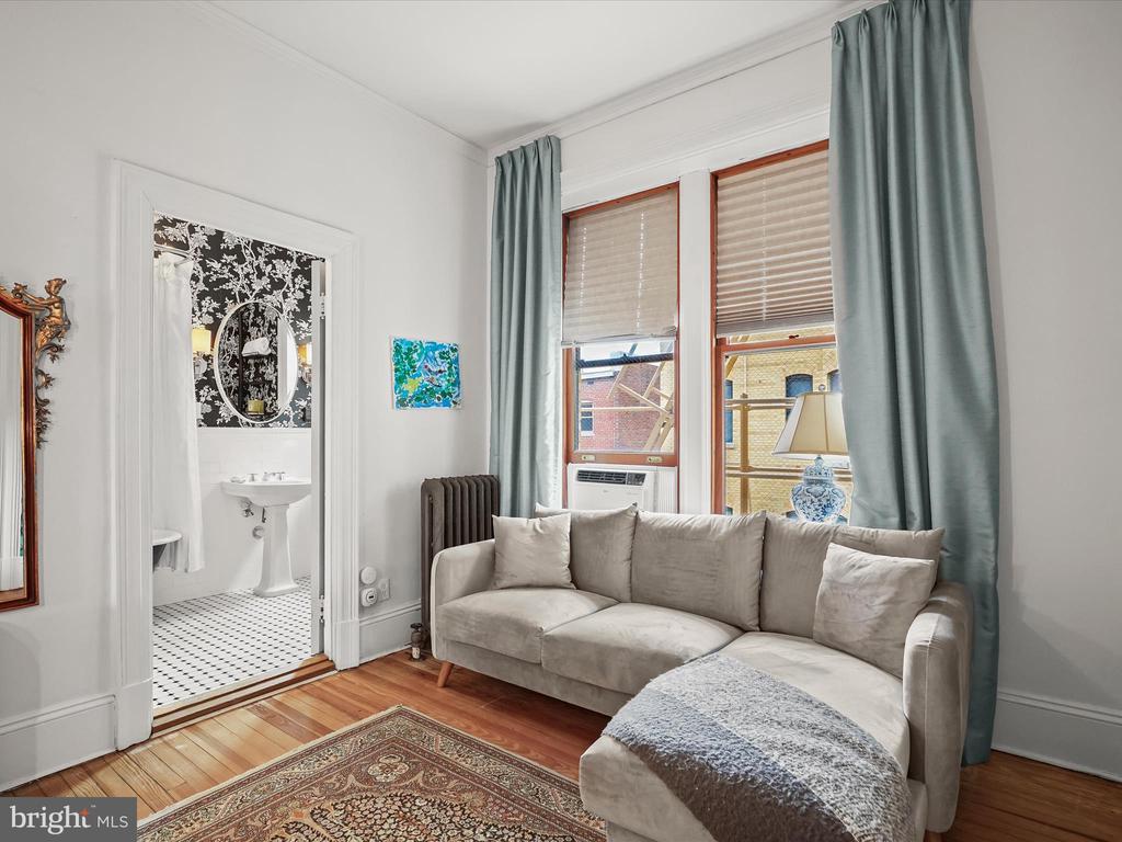 2220 20TH STREET NW Unit: 46