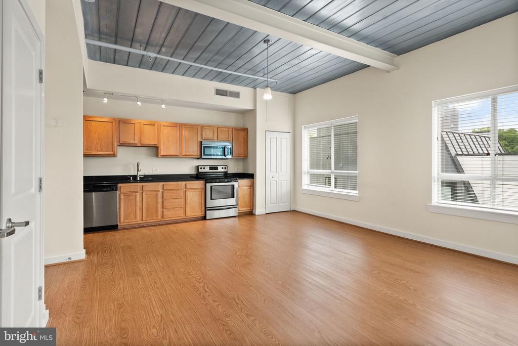 5885 COLORADO AVENUE NW Unit: 203