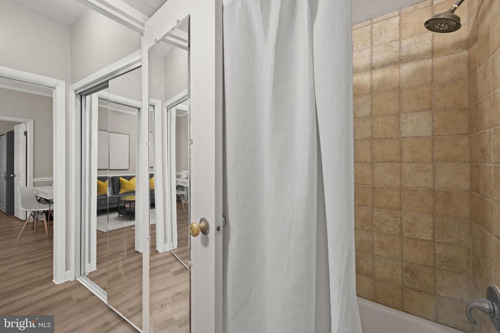 522 21ST STREET NW Unit: 210