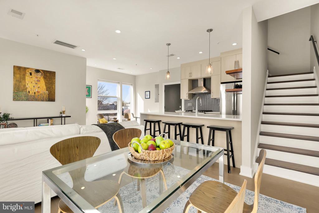 653 IRVING STREET NW Unit: 8