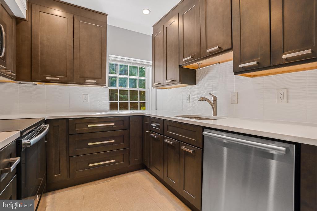 3870 RODMAN STREET NW Unit: C219
