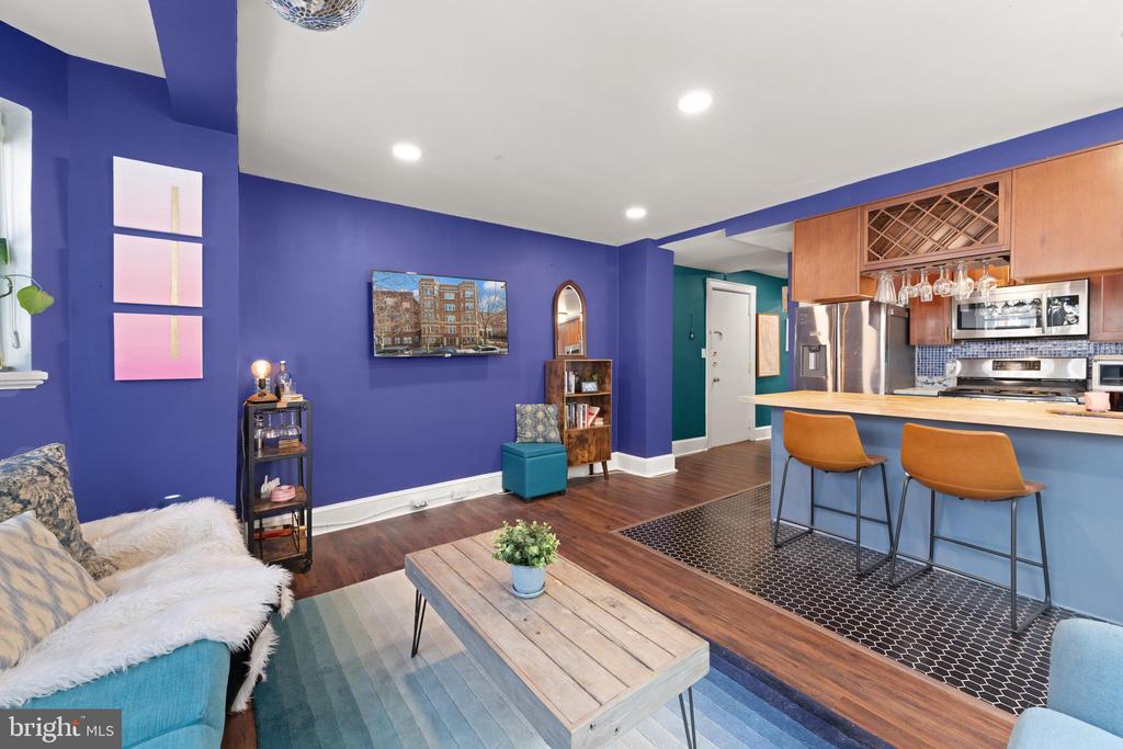 1820 CLYDESDALE PLACE NW Unit: 4
