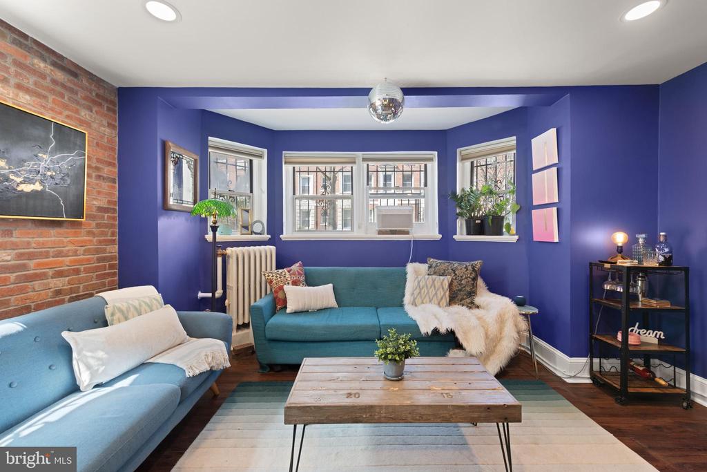 1820 CLYDESDALE PLACE NW Unit: 4
