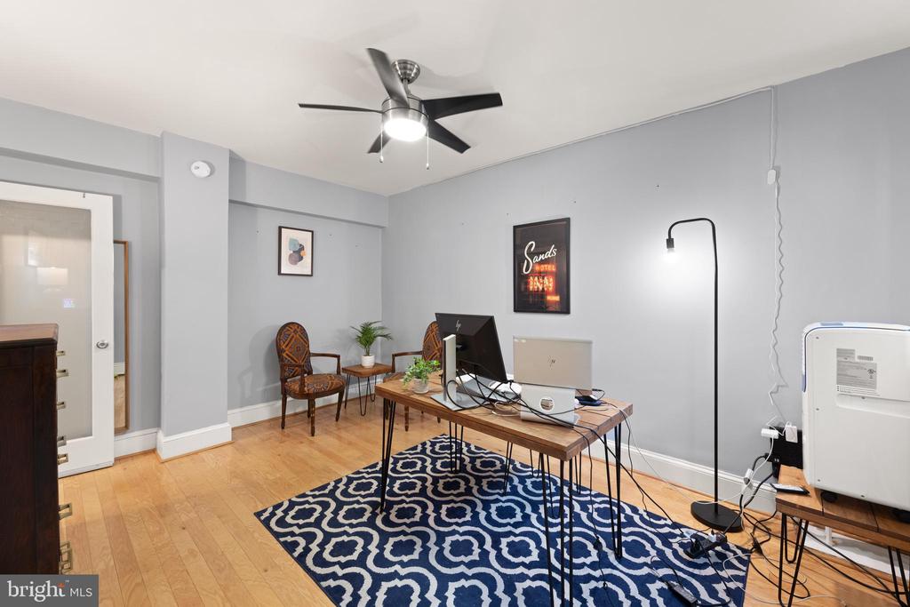 1820 CLYDESDALE PLACE NW Unit: 4
