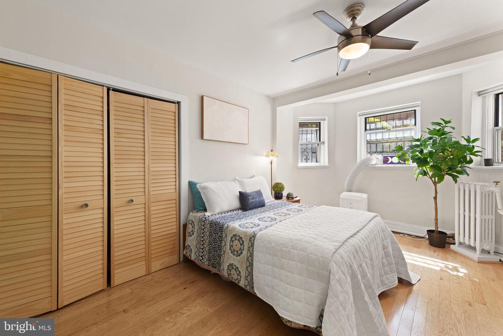 1820 CLYDESDALE PLACE NW Unit: 4