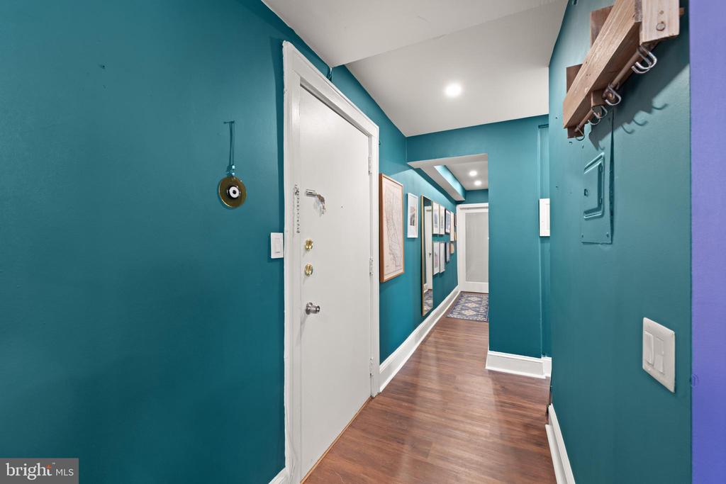 1820 CLYDESDALE PLACE NW Unit: 4