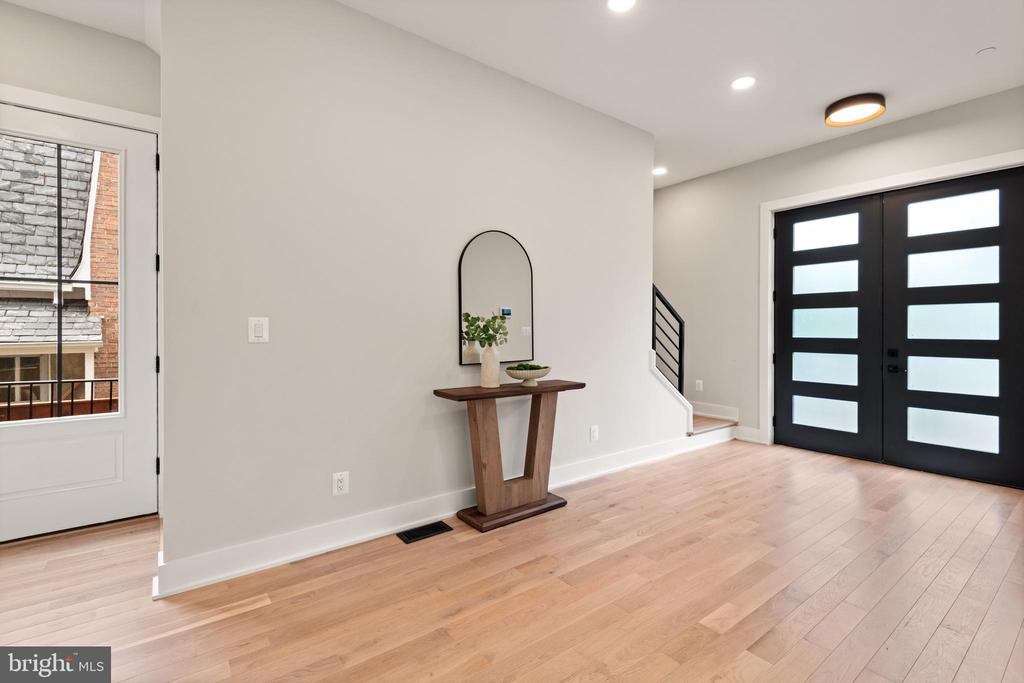 6008 34TH PLACE NW