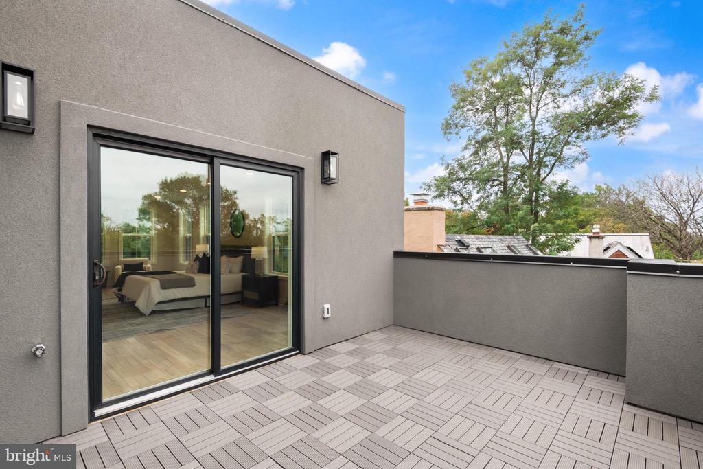 6008 34TH PLACE NW