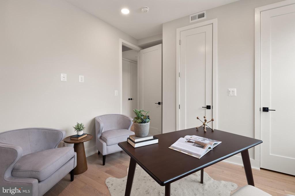 6008 34TH PLACE NW