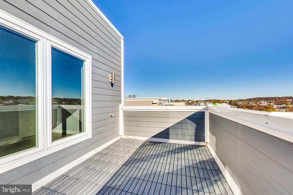 525 KENNEDY STREET NW Unit: 6