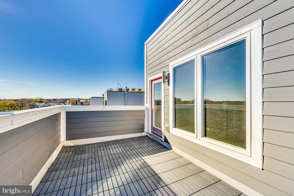 525 KENNEDY STREET NW Unit: 6