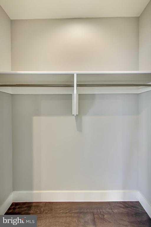 525 KENNEDY STREET NW Unit: 6