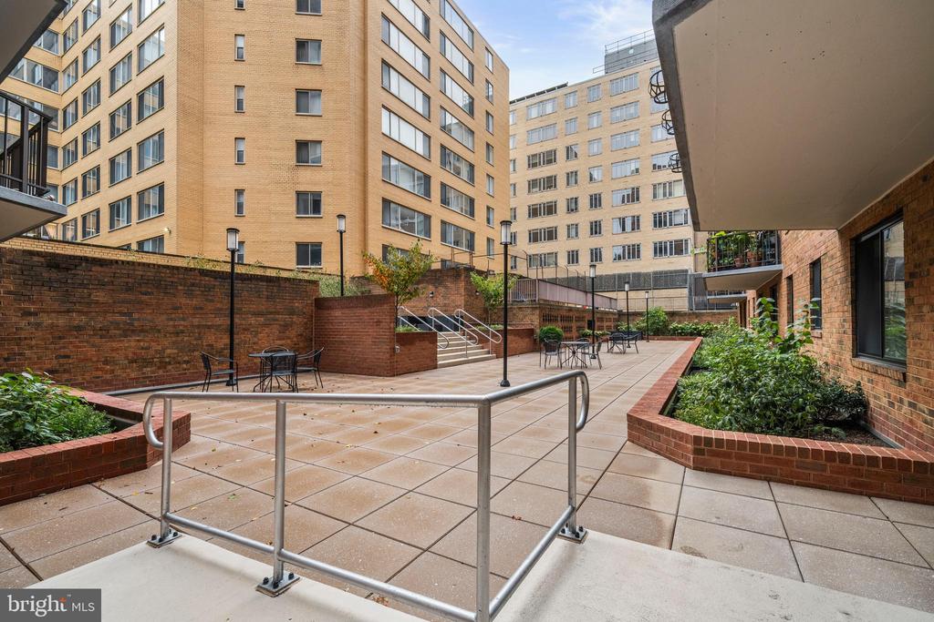 1718 P STREET NW Unit: 316
