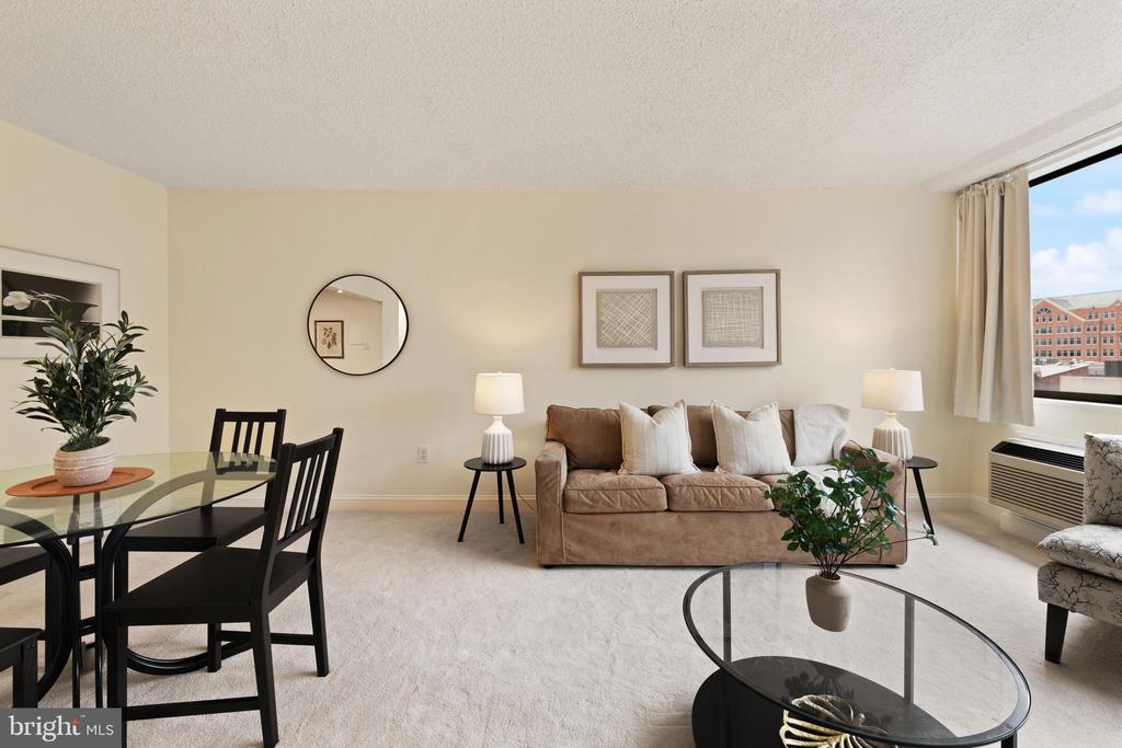 1325 18TH STREET NW Unit: 712