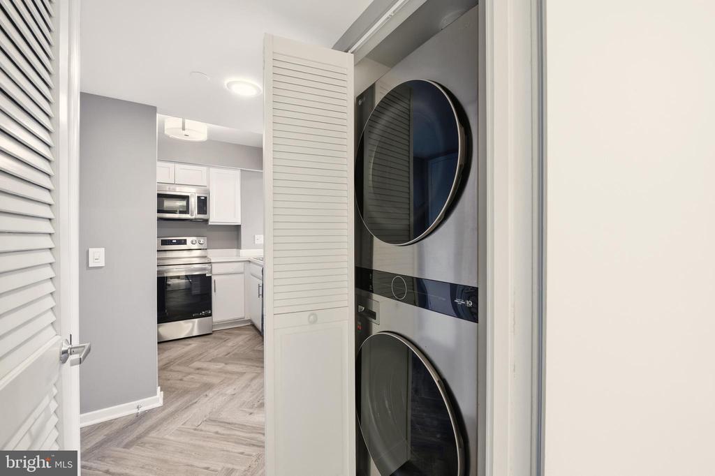 1401 17TH STREET NW Unit: 409