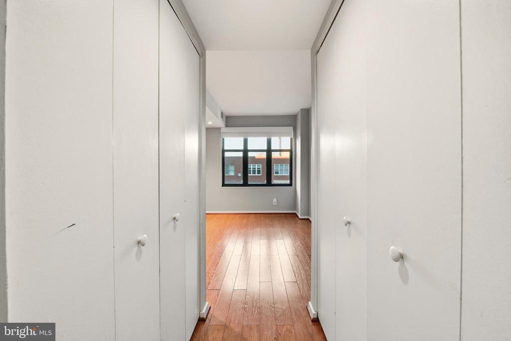 1401 17TH STREET NW Unit: 409