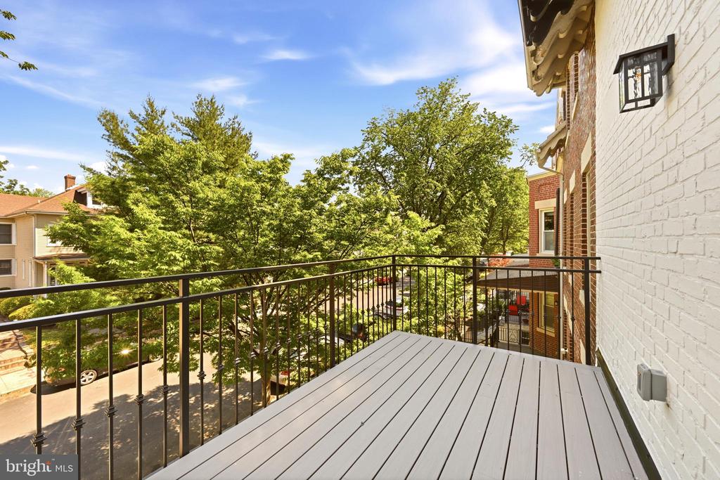 724 ROCK CREEK CHURCH ROAD NW