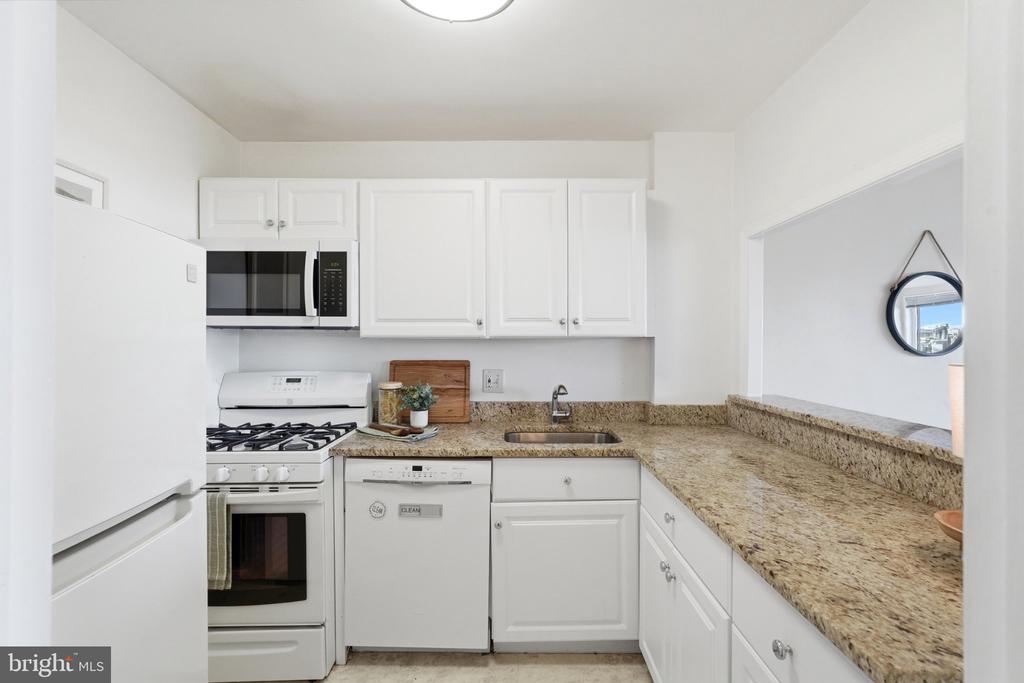 1330 NEW HAMPSHIRE AVENUE NW Unit: 622
