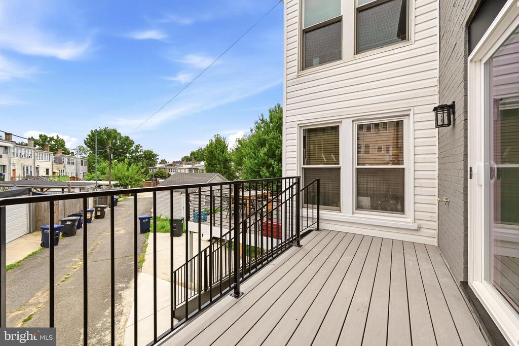 418 ALLISON STREET NW