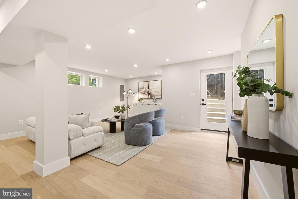 418 ALLISON STREET NW