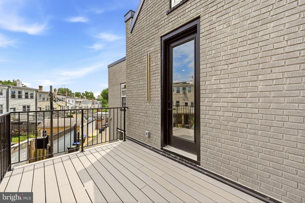418 ALLISON STREET NW